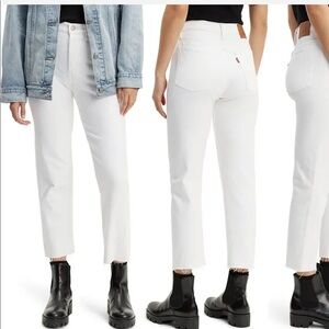 Levi's Wedgie Straight Jeans White - size 24